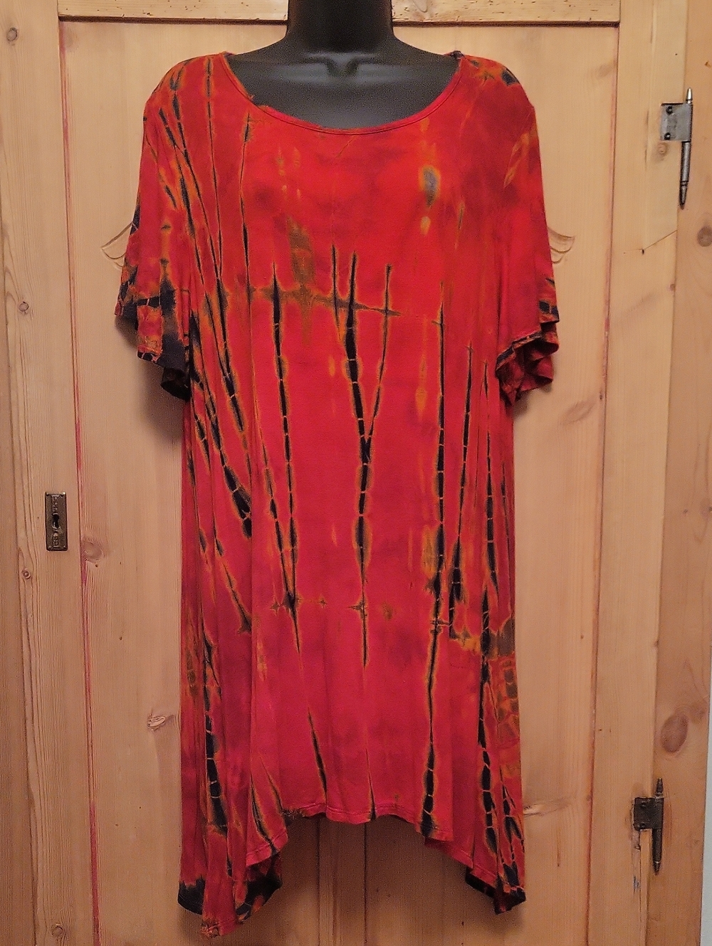 Women's Tie-Dye Red Short-Sleeve 3X Tunic Top